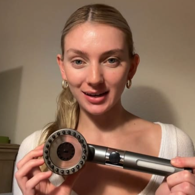 Purifica™ 4-in-1 Spa Shower Filter & Scalp Massager